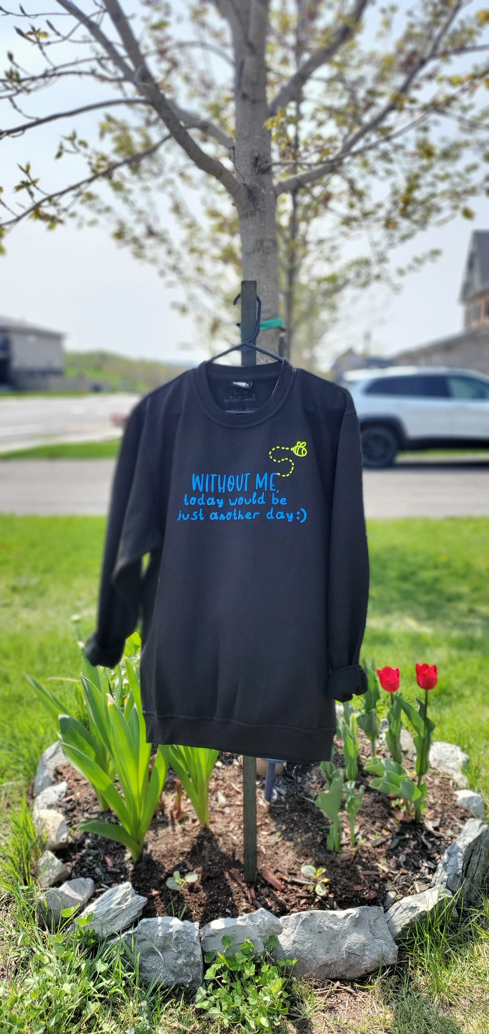 Without Me - Crewneck in Black