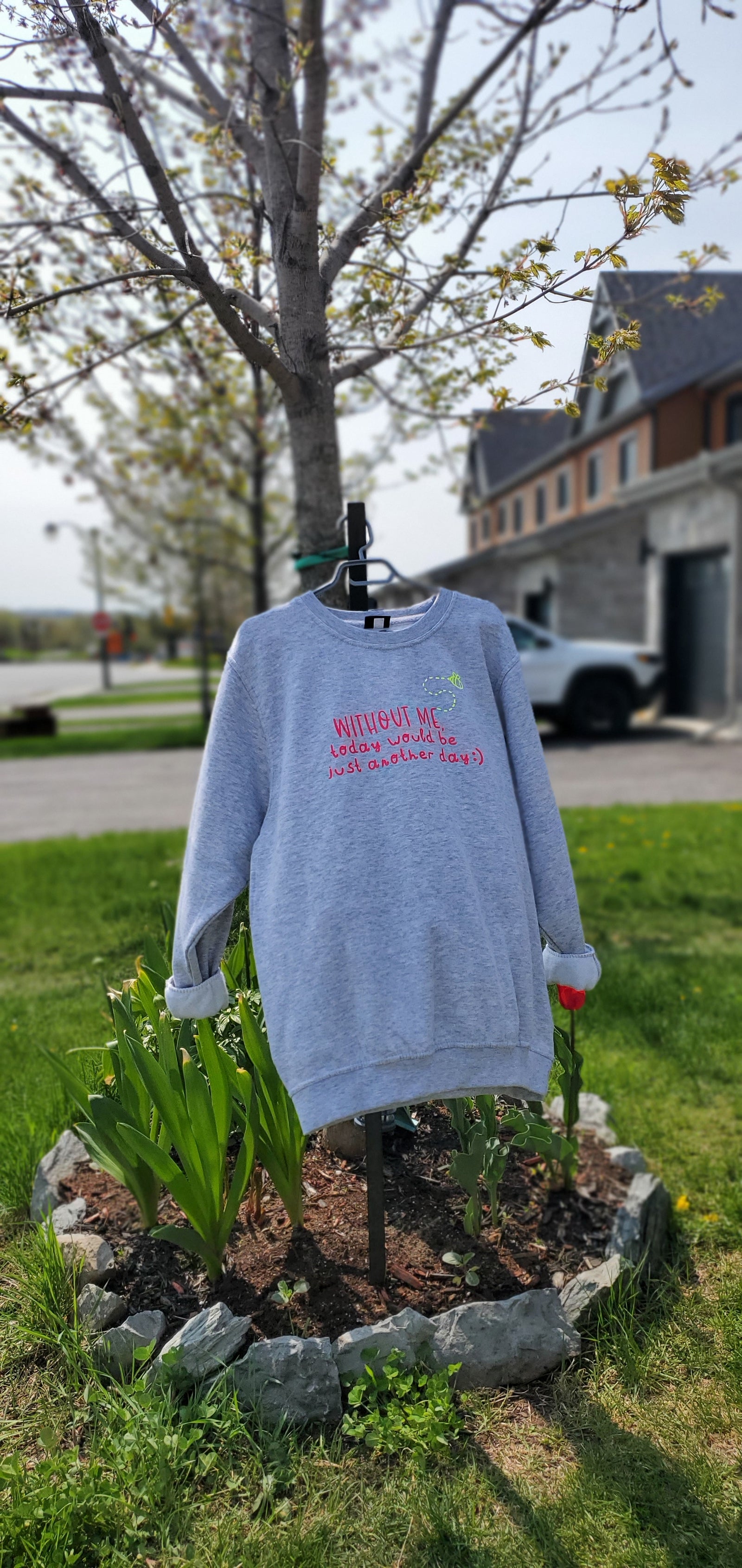 Without Me - Crewneck in Grey