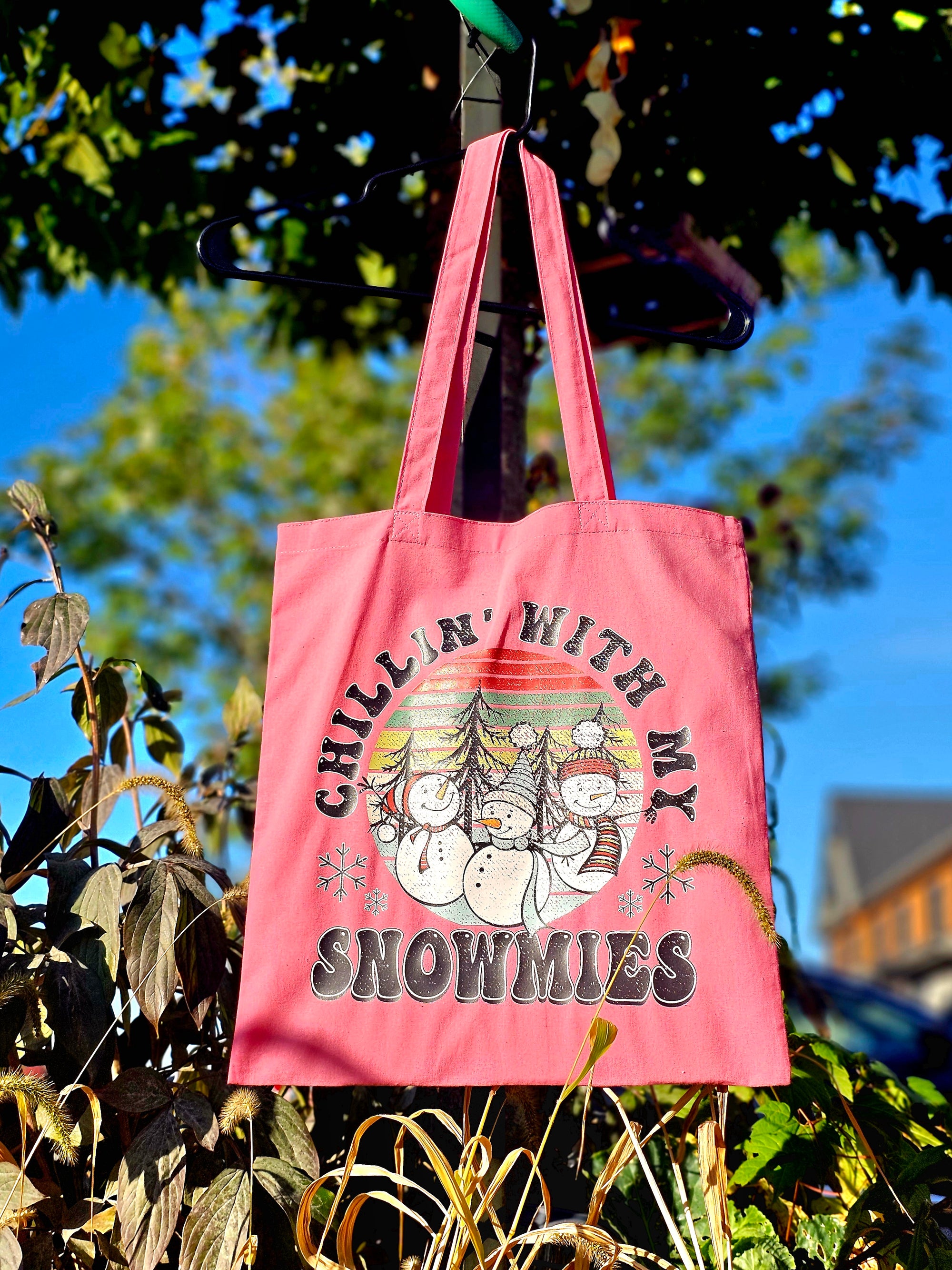 Chillin' with my snowmies tote