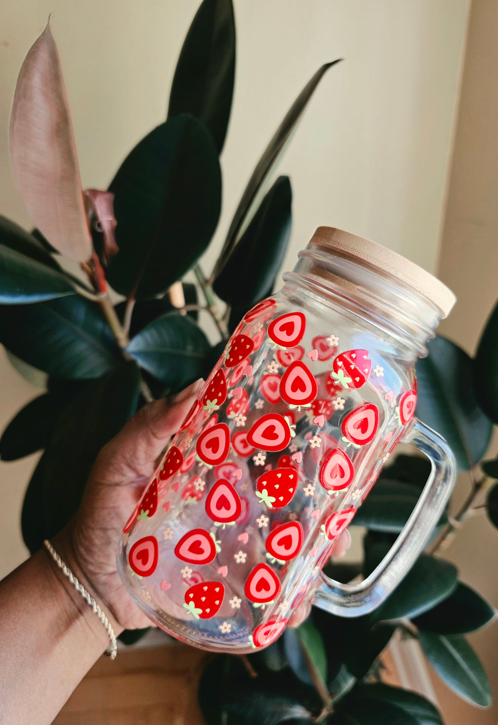 Strawberries & Hearts Glass Tumbler