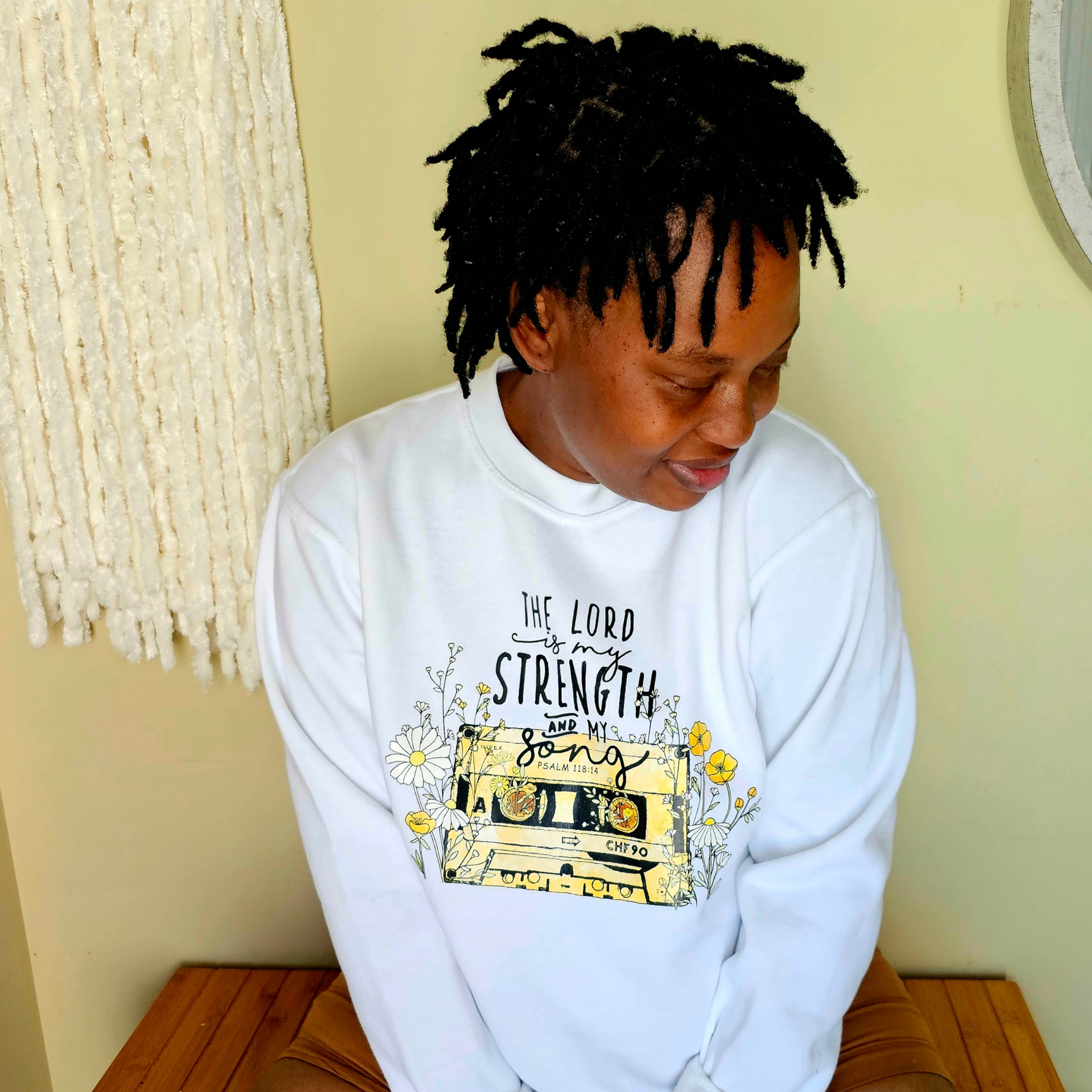 The Lord is my strength - Crewneck in White