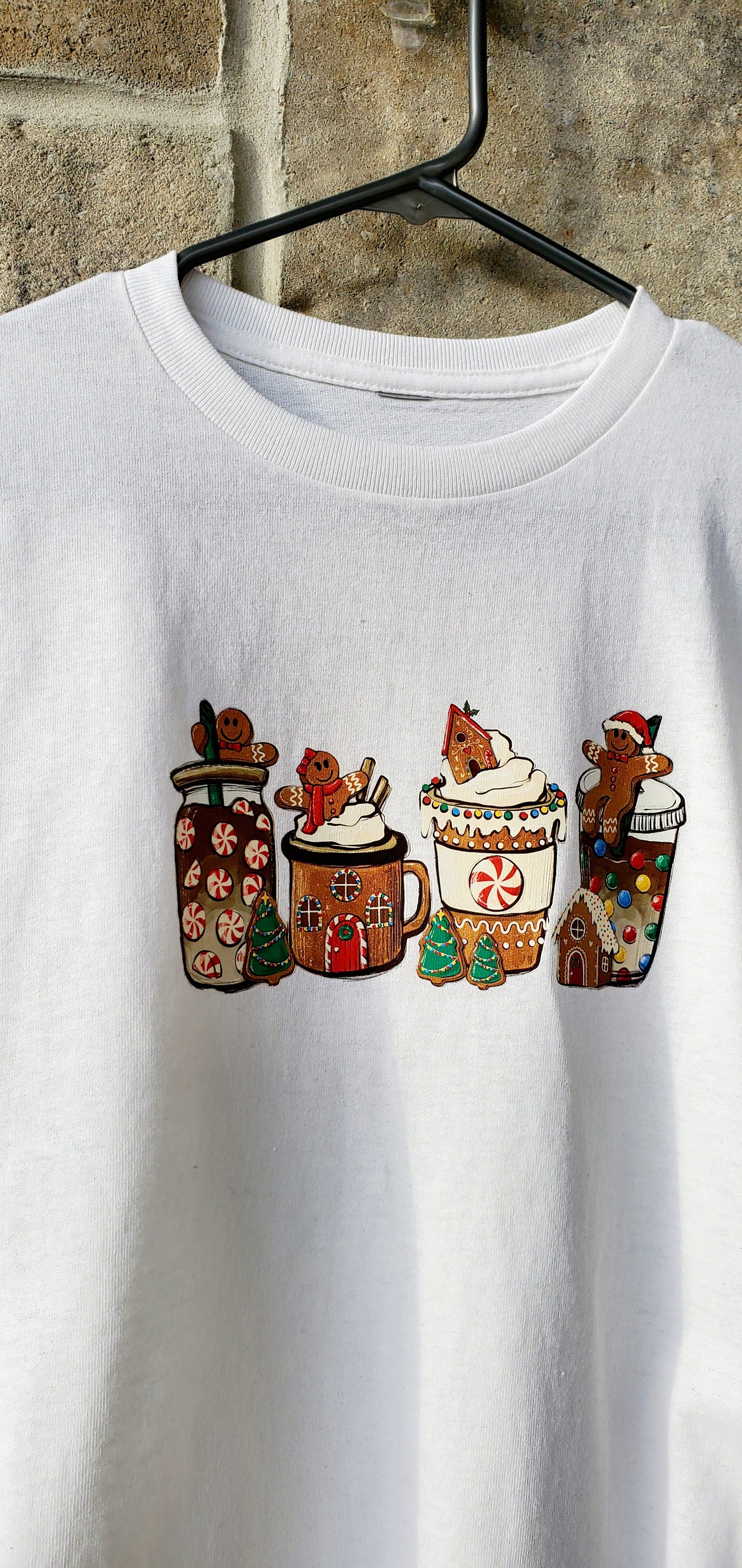 Gingerbreab drinks kids - t-shirt